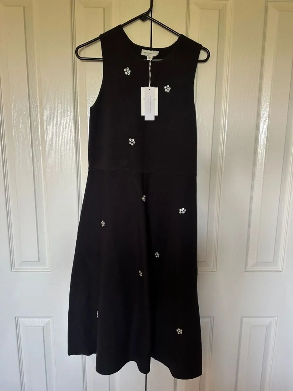 Sleeveless Black Midi Dress with Crystal Floral Accents